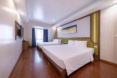 Chambre Quadruple Supérieure — Sky Charm Hanoi Hotel and Spa